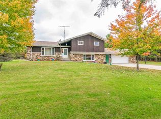 7421 Meadowlark Ln, Wisconsin Rapids, WI 54494