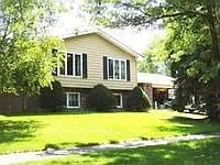 384 Berwick Dr photo 1