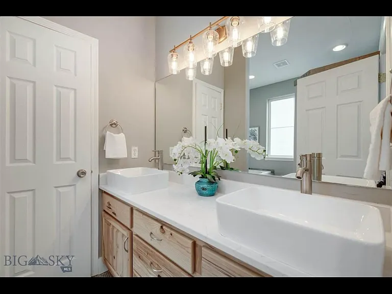 4533 W Babcock St — Photo 14
