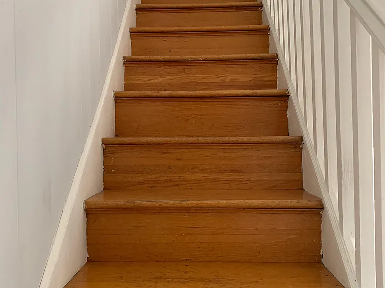 35 S May Ave — Photo 3