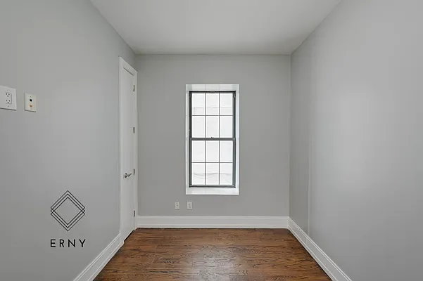 Rented by ERNY LLC | media 25