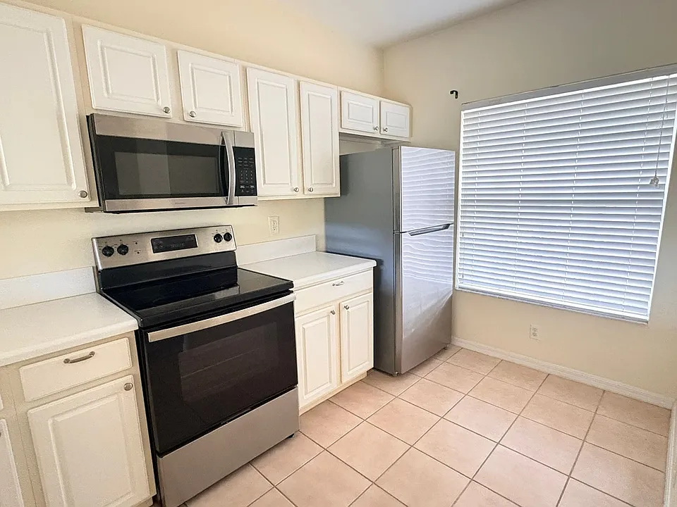 8162 Pacific Beach Dr