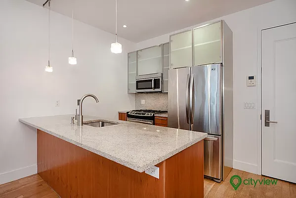 Rented by The KCI Group | media 27