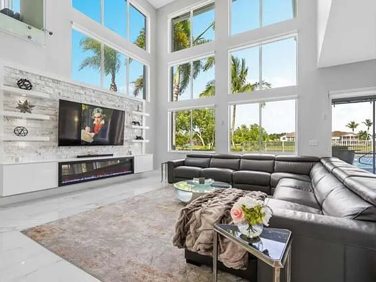 11836 Osprey Pointe Cir — Photo 10