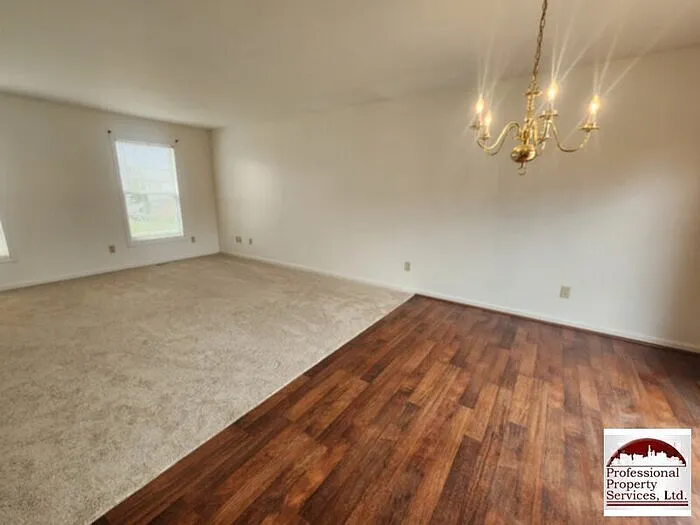 3 bed, 2.0 bath, 1600 sqft, $2,000 — Photo 3