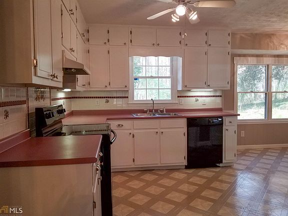 5th image of 2187 Chaparral Dr