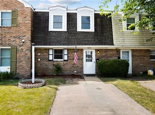 5633 Caxton Ct #1, Virginia Beach, VA 23462
