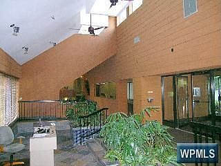 5th image of Fountain Ln