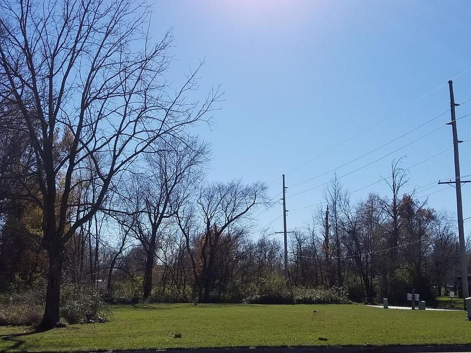 1st image of 1201 Veterans Memorial Dr