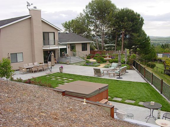 Wide Scale Shot of Back Yard