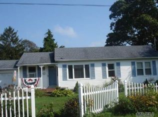 51 Bayview Ave, East Patchogue, NY 11772