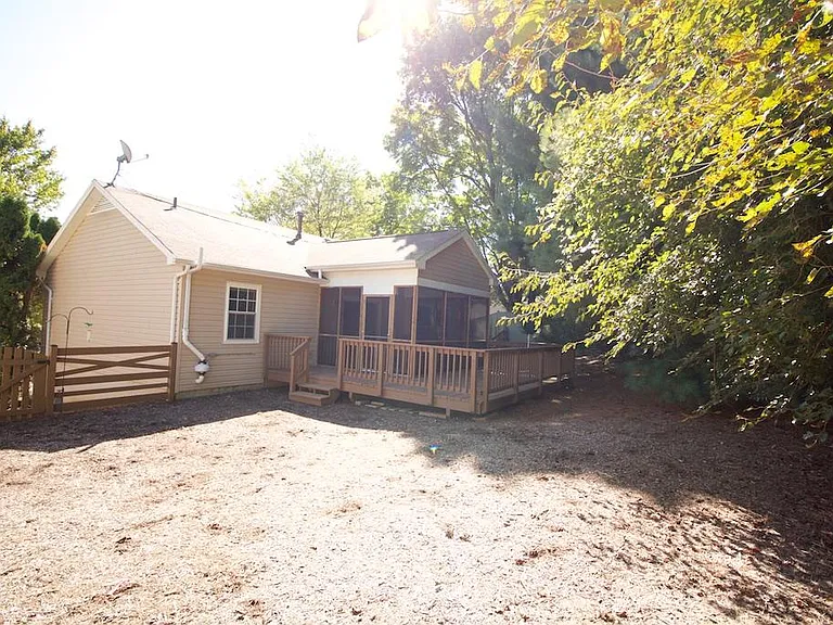 Robin Ridge Ct — Photo 29