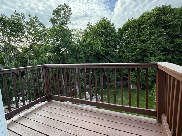 64 Pearl St #3, Clinton, MA 01510