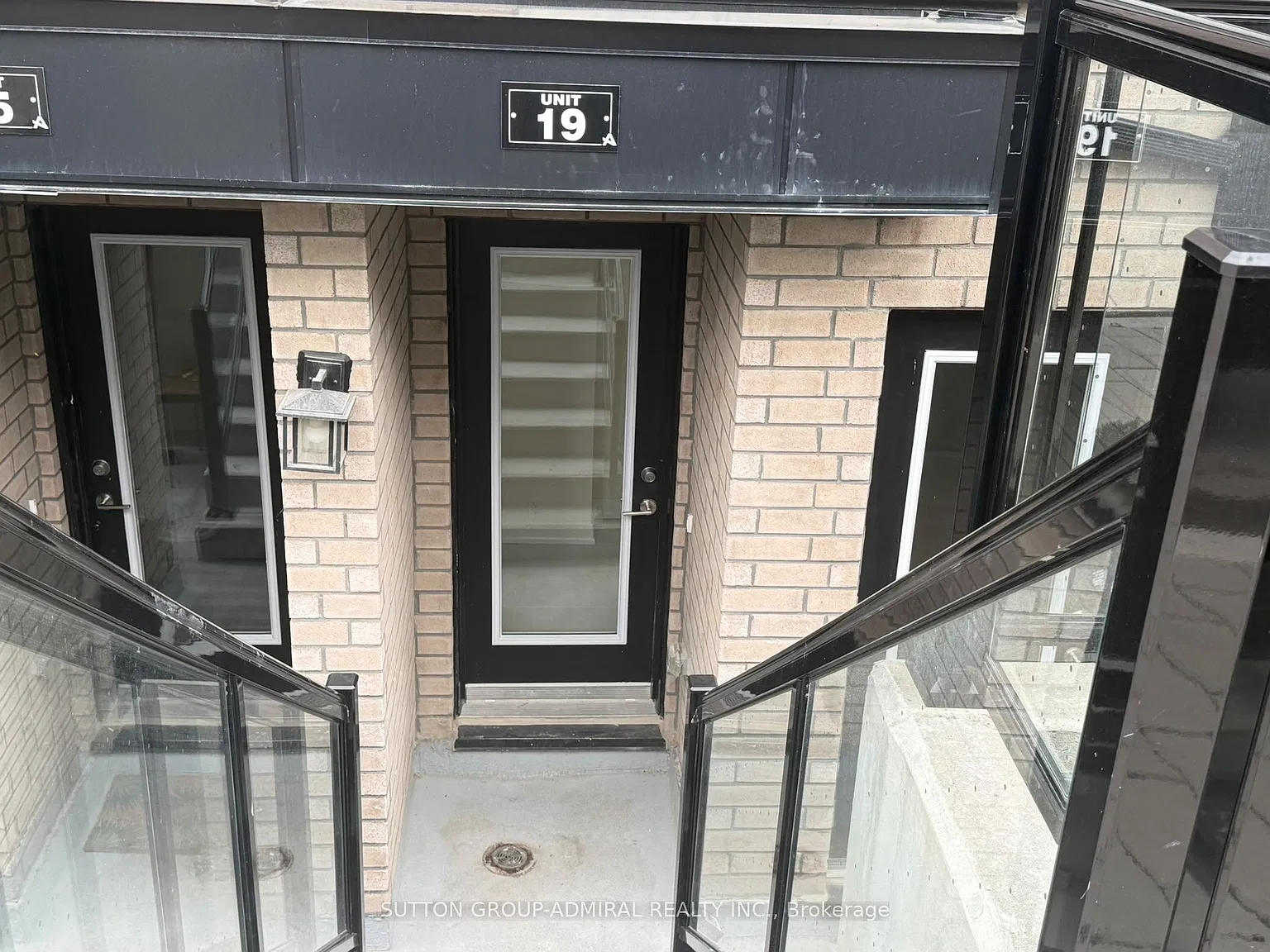 235 McLevin Ave — Photo 3