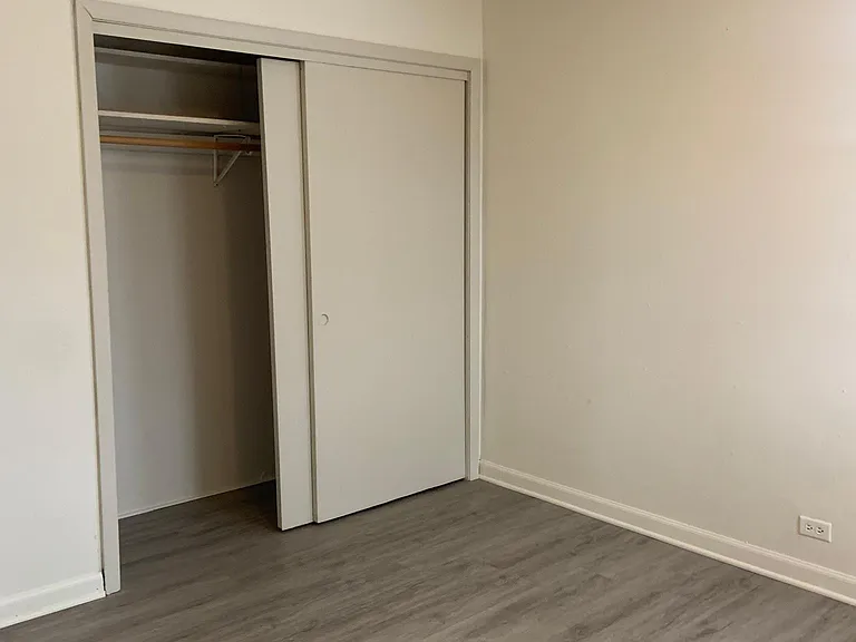 100 Vana Dr #1 — Photo 9