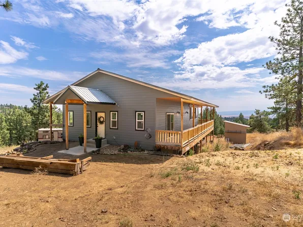 108 Hummingbird Road, East Wenatchee, WA 98802