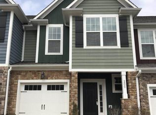 206 Ribbon Walk Ln, Holly Springs, NC 27540