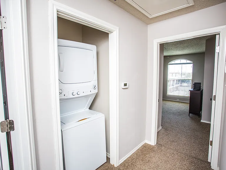 2108 Main St #4 — Photo 17