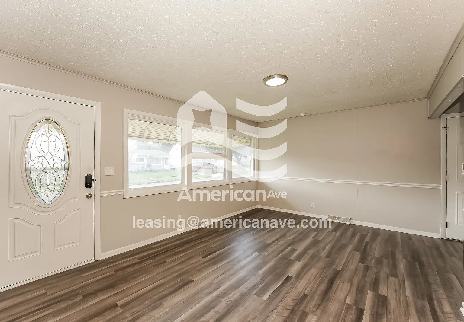 3 bed, 1.0 bath, 1075 sqft, $1,172 — Photo 4