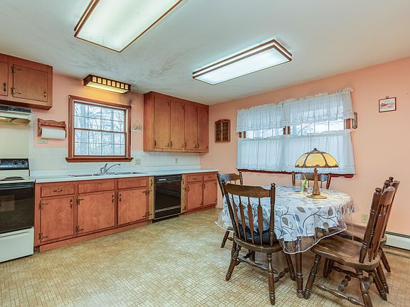 5th image of 80 S Bow Road