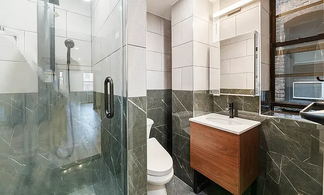 Rented by REAL New York | media 18