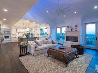1990 Channelford Rd, Thousand Oaks, CA 91361