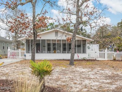 113 NE 15th Street, Oak Island, NC, 28465