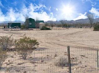 15255 S Cameron Rd, Yucca, AZ 86438