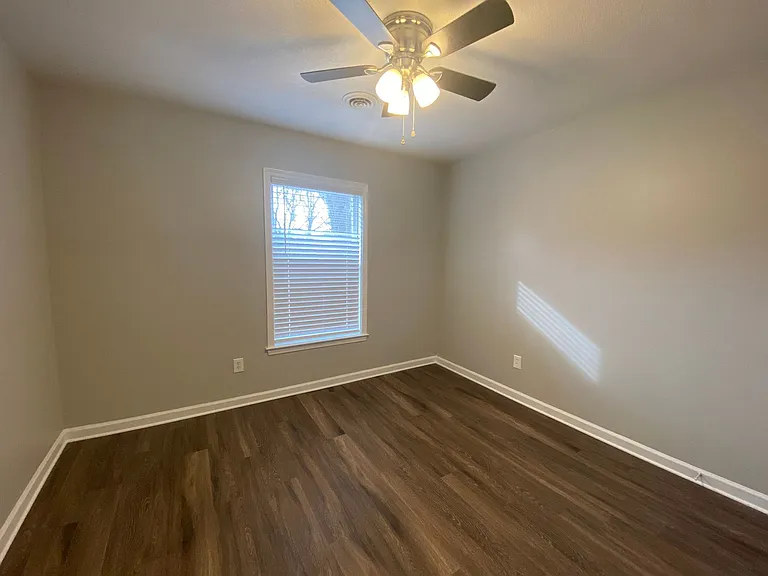 4244 Chesapeake Way — Photo 15