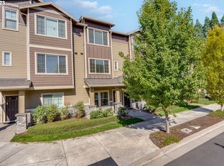 7865 NE Heiser St, Beaverton, OR 97006