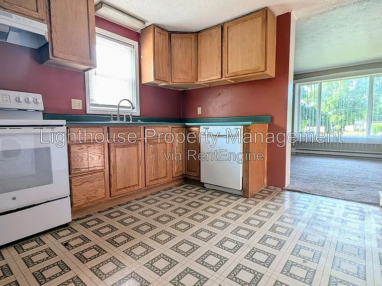 2716 Nichols Rd #2 — Photo 8