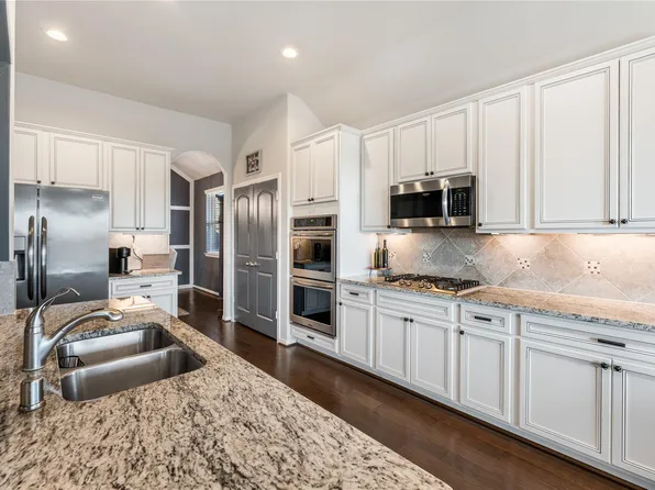 15422 Hopkins Cedar Dr, Humble, TX 77346