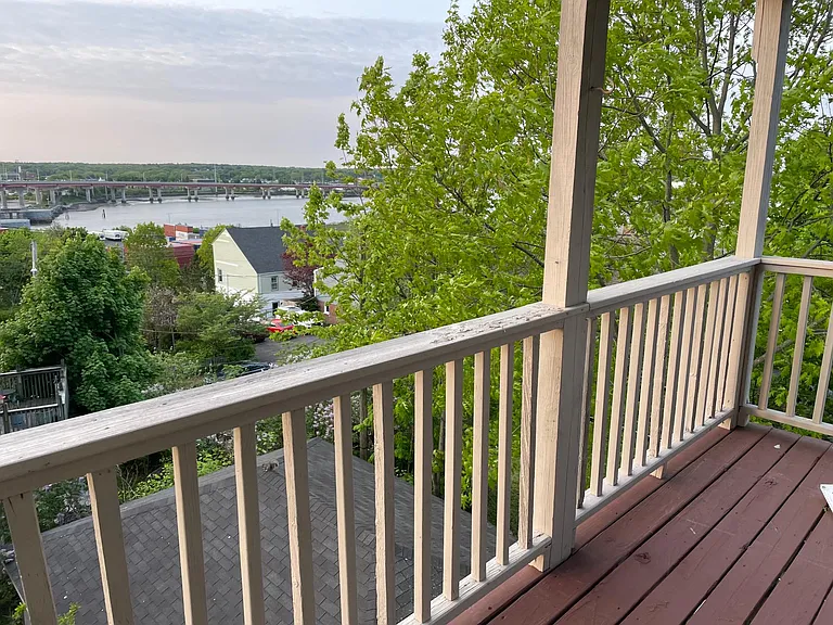 38 Brackett St #3 — Photo 16