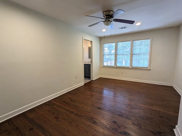 1683 Richland Rd SW — Photo 9