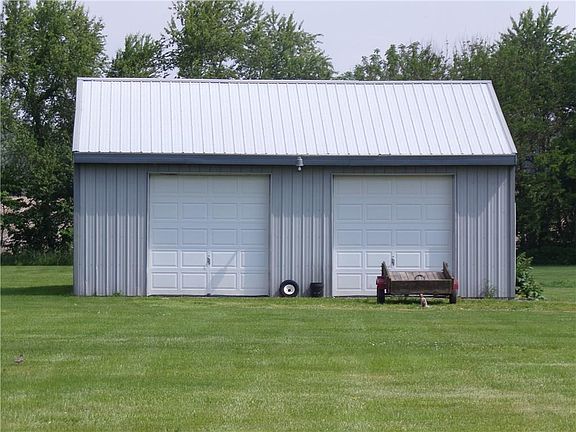 2nd image of 5870 W Janssen Ln