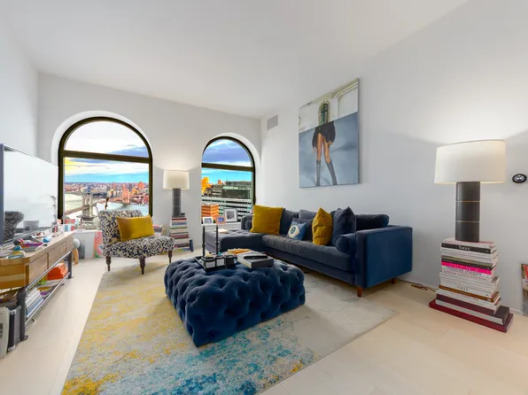 130 William Street image 1 of 10