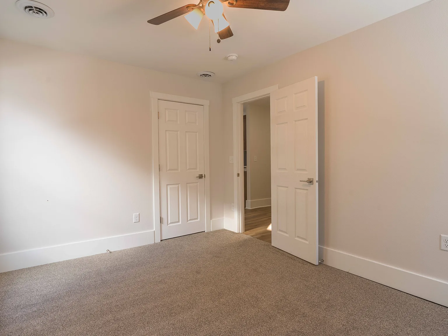 821 Jefferson Avenue - 1 — Photo 4