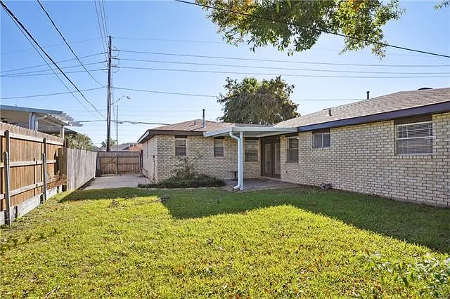 2 Schill Ave — Photo 24
