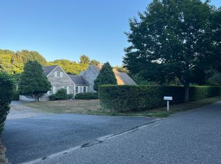 16 Inkberry St, East Hampton, NY 11937