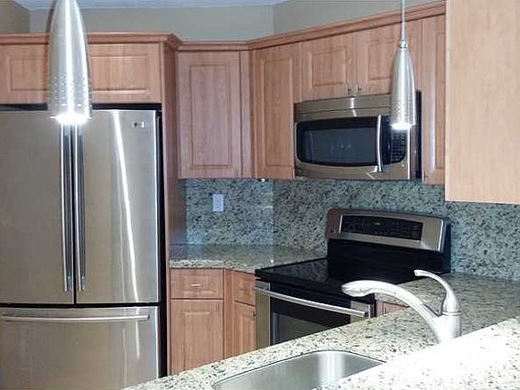 2nd image of 10233 NW 9th Street Cir #212-1