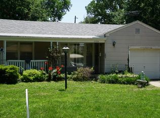 2708 S El Rancho Rd, Wichita, KS 67216