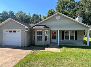 102 Shadow Pond, Dublin, GA 31021