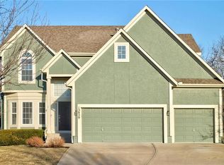 13829 S Gallery St, Olathe, KS 66062