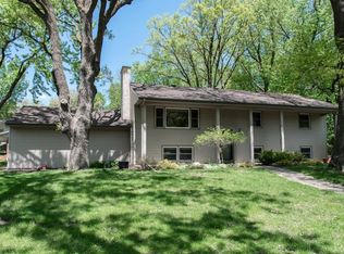1011 Brenner Ave, Saint Paul, MN 55113