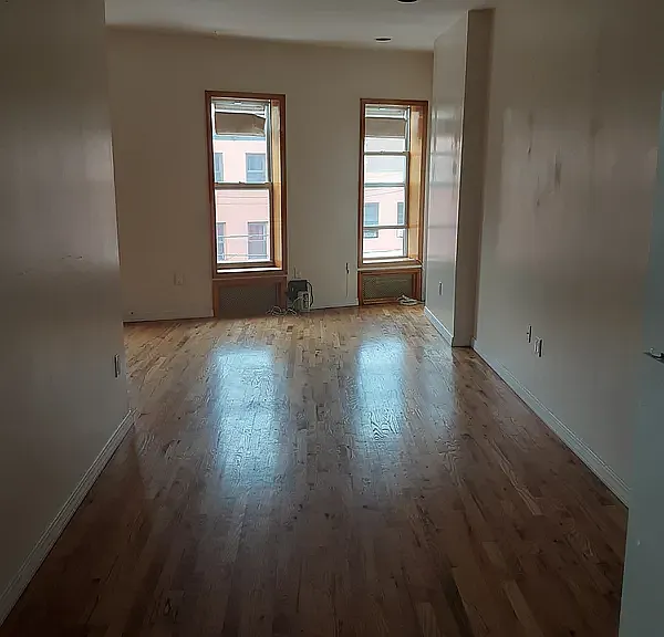 360 Columbia St #2 — Photo 5