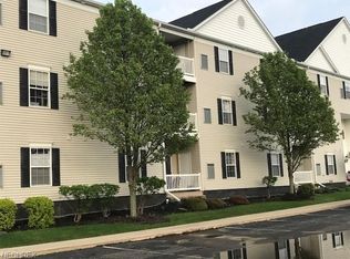 4703 Hills And Dales Rd NW CONDO 204, Canton, OH 44718