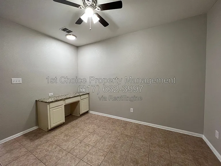5312 Scenic Point Dr — Photo 11