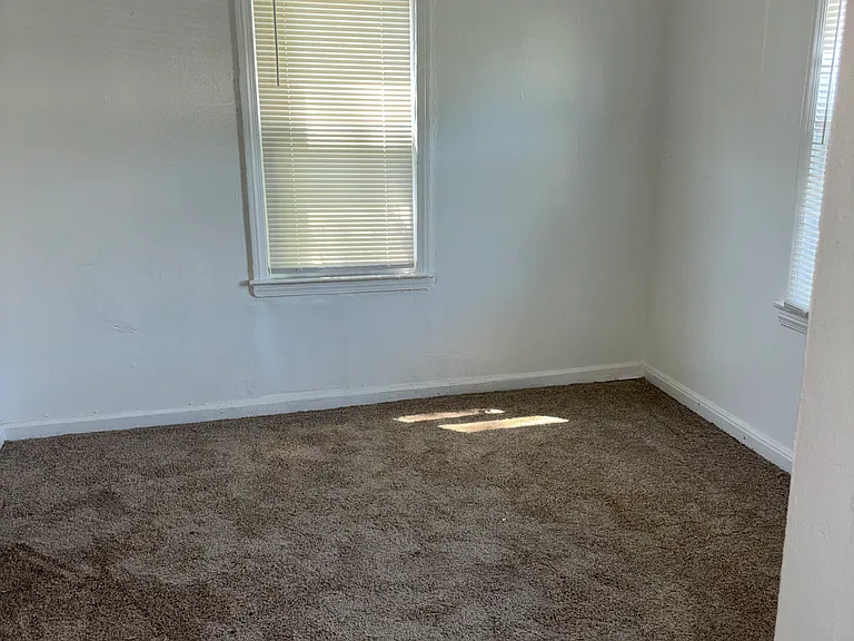 9990 Artesian St — Photo 9