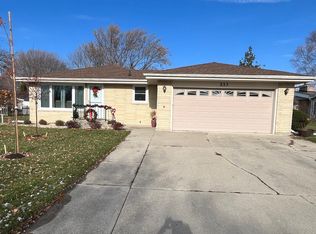 213 School Ave, Rochelle, IL 61068