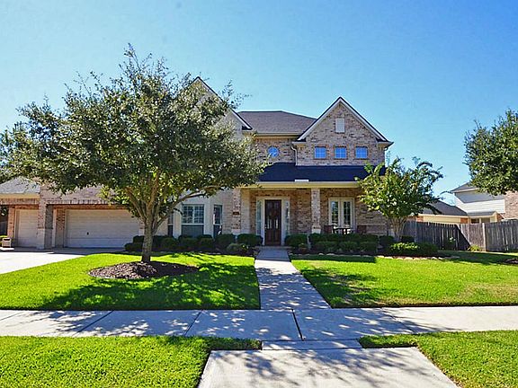 3rd image of 3902 Bell Hollow Ln